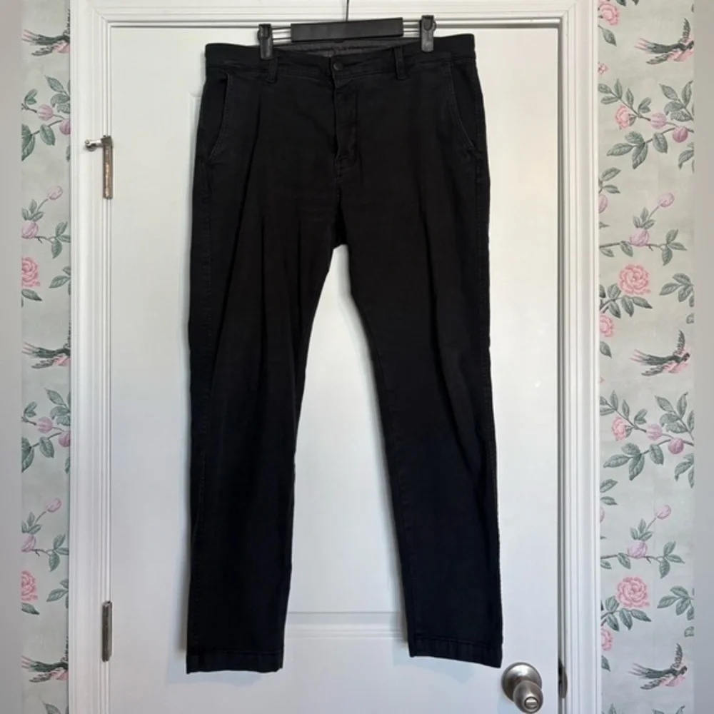 EUC Levi's Levi's XX Chino Standard Taper Pants Size 34x32